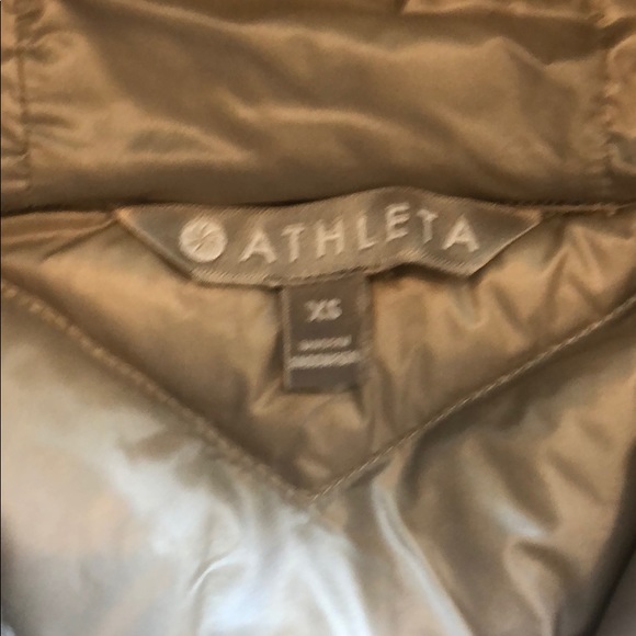 Athleta Lightweight Down Coat - Picture 2 of 12